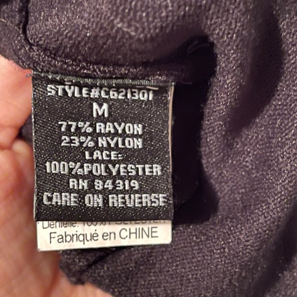 Beautiful lace black top 🖤 M - Picture 8 of 8